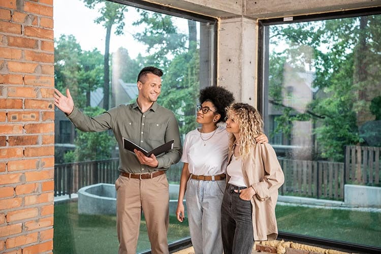 Customer Relation for Real Estate solution image 1